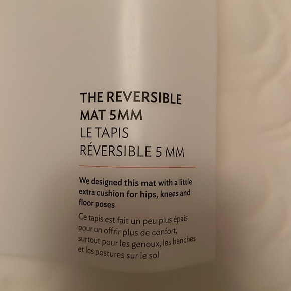 Lululemon Swirl Blue Reversible 5 mm Yoga Mat - Picture 6 of 7